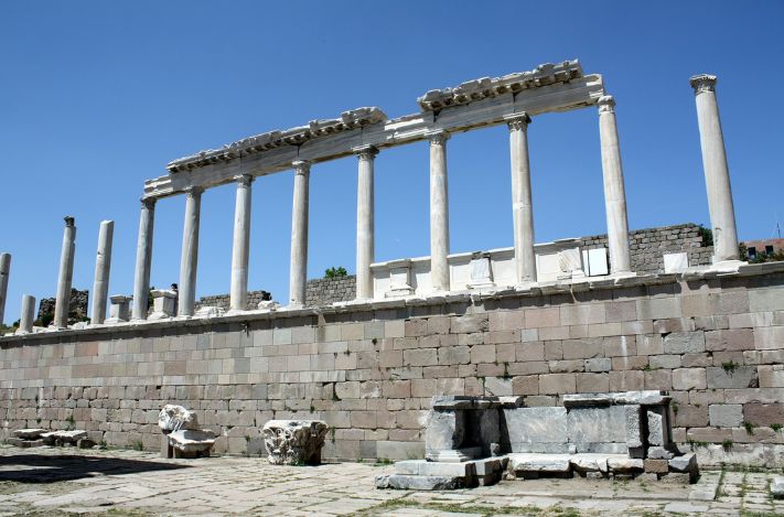 Pergamon_acropolis